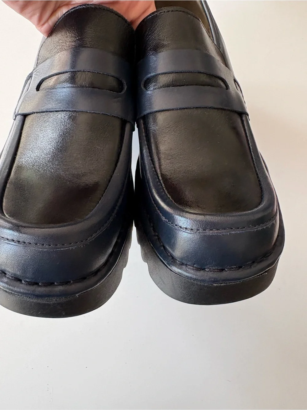 Fly London‎ || Muly Chunky Heeled Penny Loafer Two Tone Black Navy 40
